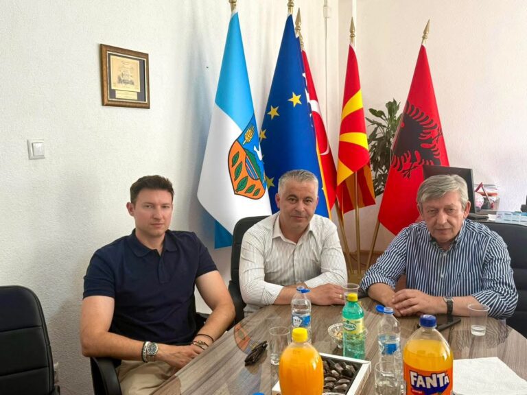 Амбасадорот на Република Албанија во посета на општина Долнени – Ambasadori i Republikës së Shqipërisë viziton komunën e Dolnenit